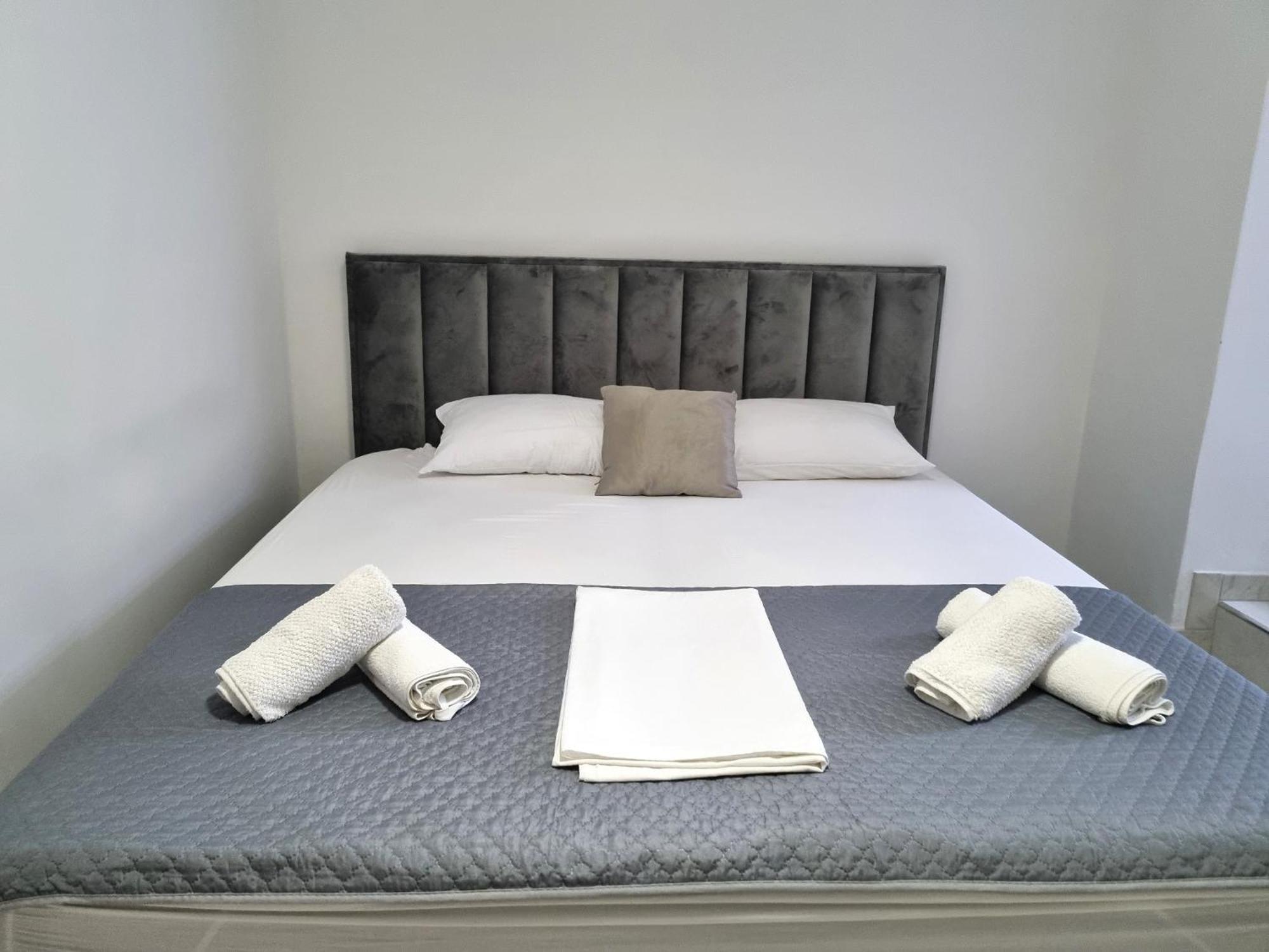 Rooms Vitoria On Joakim Square Poreč Eksteriør bilde